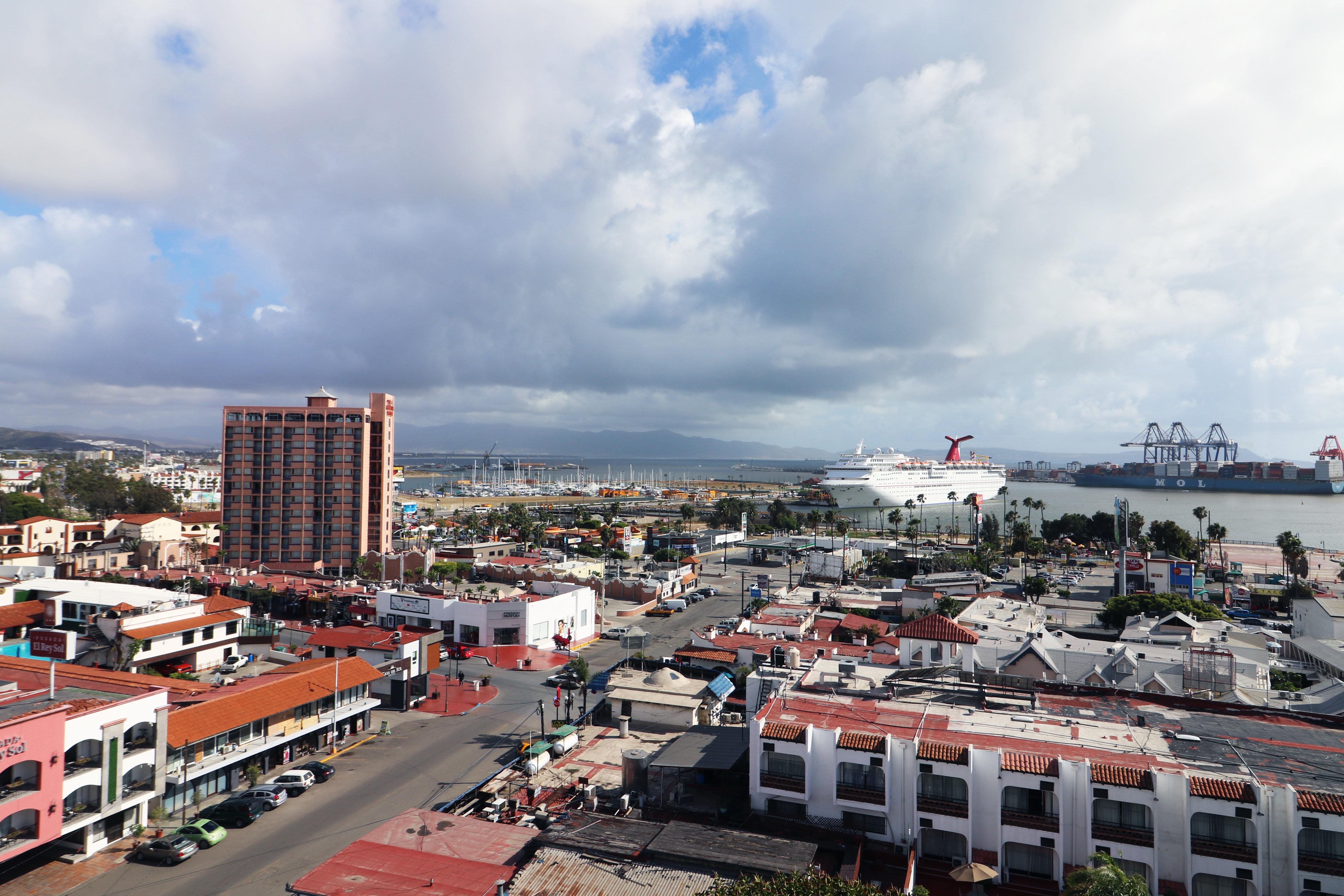 Holiday Inn Express & Suites - Ensenada Centro By Ihg Exterior foto