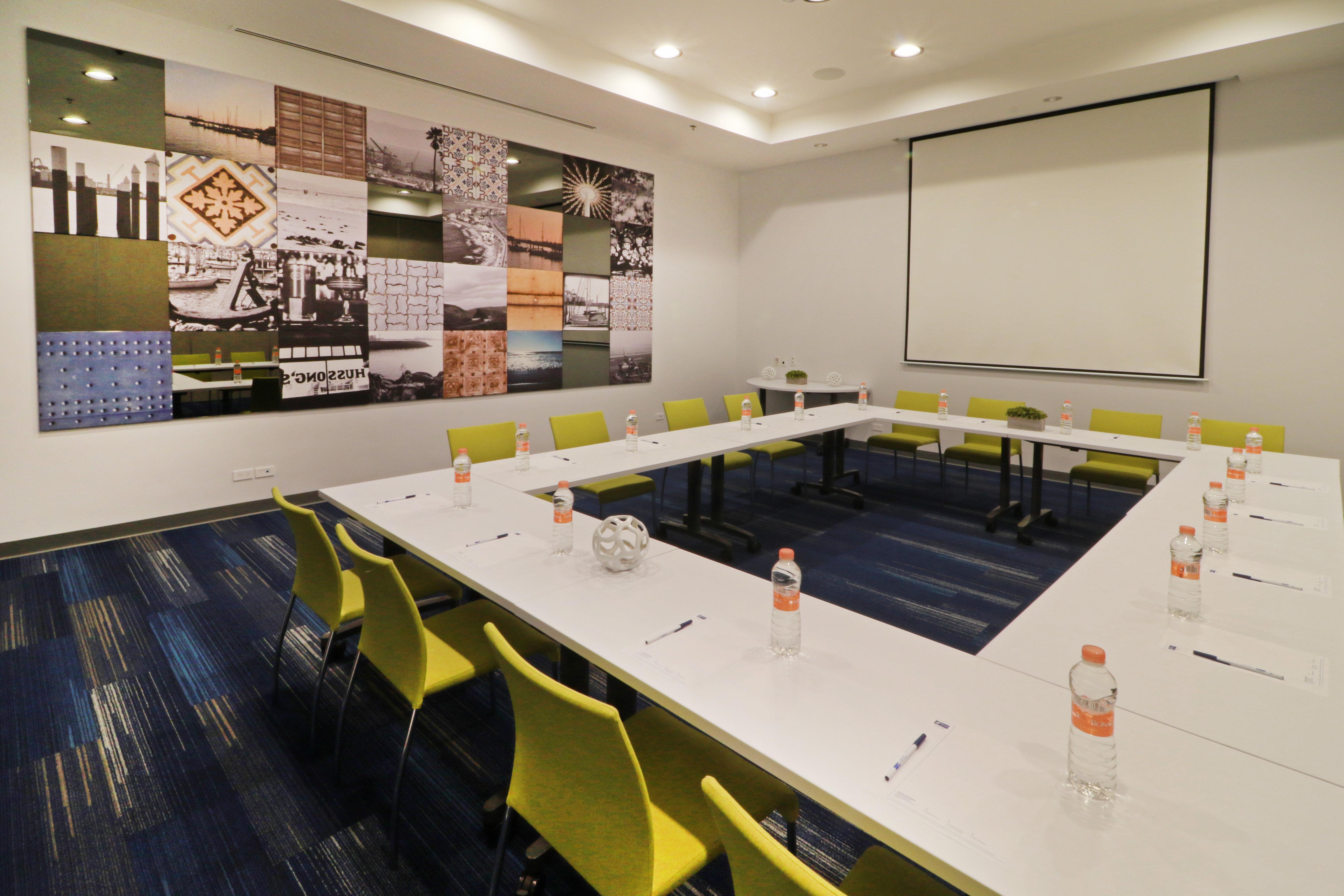 Holiday Inn Express & Suites - Ensenada Centro By Ihg Exterior foto
